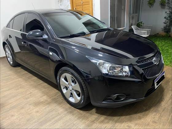 CHEVROLET CRUZE 1.8 LT 16V FLEX 4P AUTOMÁTICO CHEVROLET CRUZE 1.8 LT 16V FLEX 4P AUTOMÁTICO